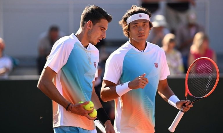 UPDATE: Victor Cornea nu mai joacă la Wimbledon. Partenerul său s-a retras