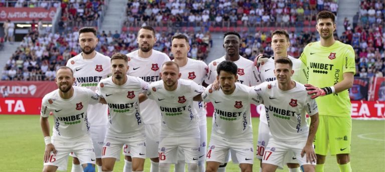 Mijlocaș central transferat de FC Hermannstadt. Acesta a fost ulterior împrumutat la Mediaș