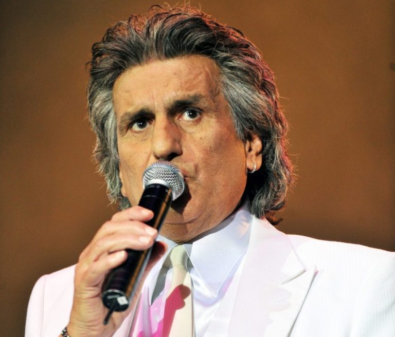 A murit celebrul cântăreț Toto Cutugno