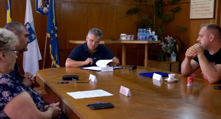 A fost semnat contractul privind reabilitarea străzilor Câmpul de Jos și Câmpul de Sus, din Mediaș