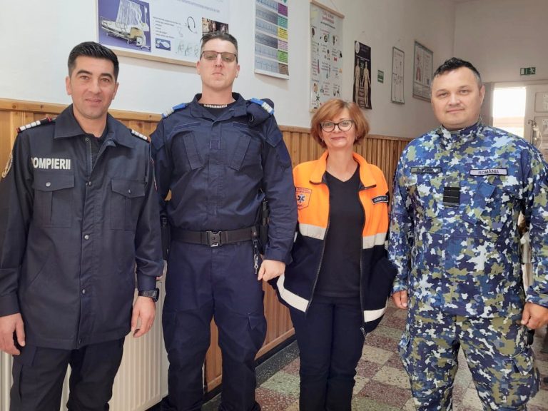 FOTO: Polițiștii, pompierii, jandarmii și ambulanțierii au donat sânge, la Mediaș