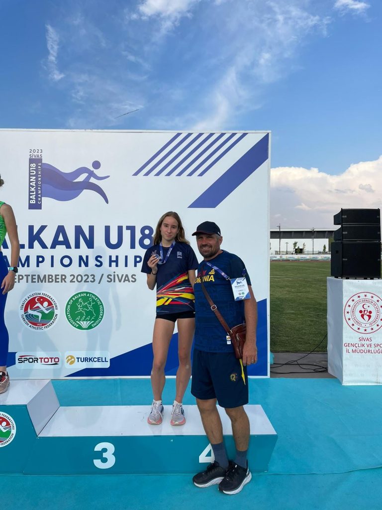 VIDEO: Medalie de bronz pentru medieșeanca Alexandra Hudea la Campionatele Balcanice din Turcia