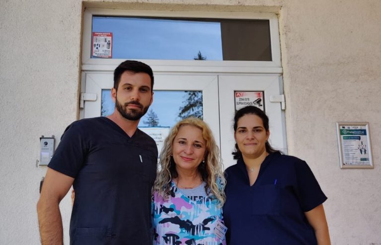 Doi medici rezidenți în specialitatea boli infecțioase a SCJU Sibiu au fost premiați în cadrul Forumului Tinerilor Medici Infecționiști 2023