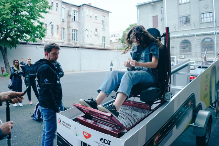 Peste 300 de elevi din Sibiu participă, astăzi, la Ora de Educație Rutieră
