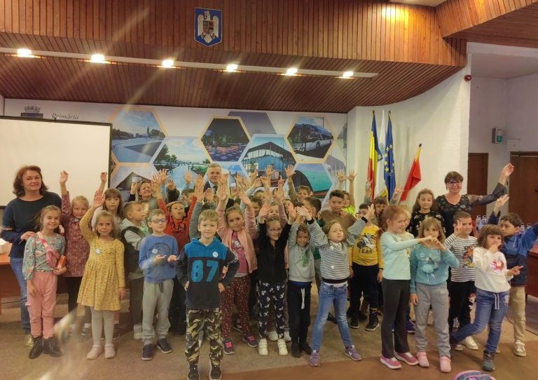 FOTO: Sute de elevi au participat la „Școala Altfel” în Mediaș