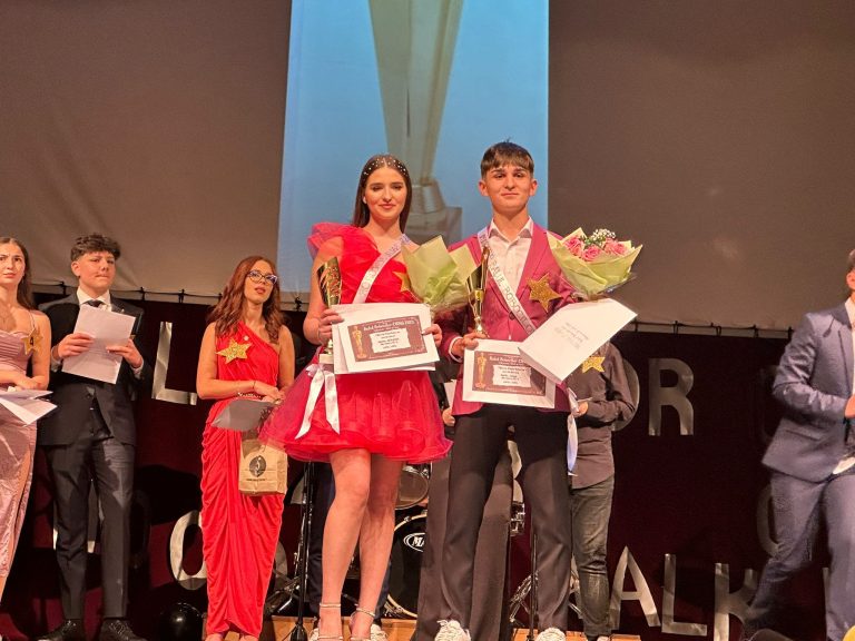 FOTO: Raluca și Daniel sunt Miss și Mister Boboc CSNG Mediaș 2023