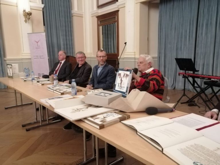 „Tragedia omului” lansată la Sibiu în maghiară și germană. Sărbătoare pentru comunitatea maghiară din județ