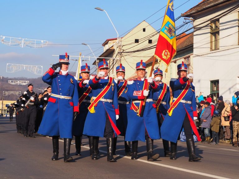 Concerte, defilare și survol de elicoptere de Ziua Națională, la Mediaș
