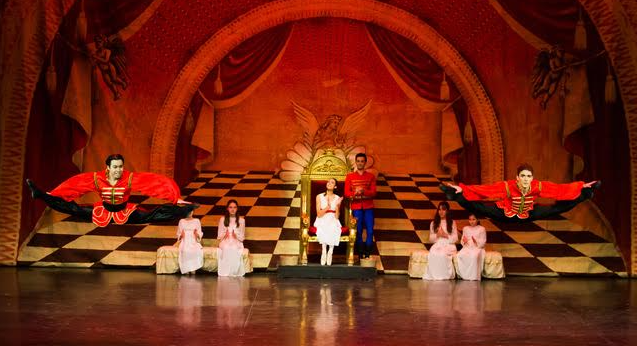 Premiera de balet clasic „Spărgătorul de nuci” se dansează la Sibiu cu casa închisă