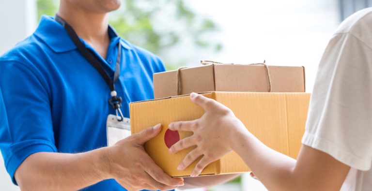 Răsturnare de situație: curierul „bătut” la Aleea Haiducului din Sibiu și-a înscenat tâlhăria și a furat peste 11.000 de lei