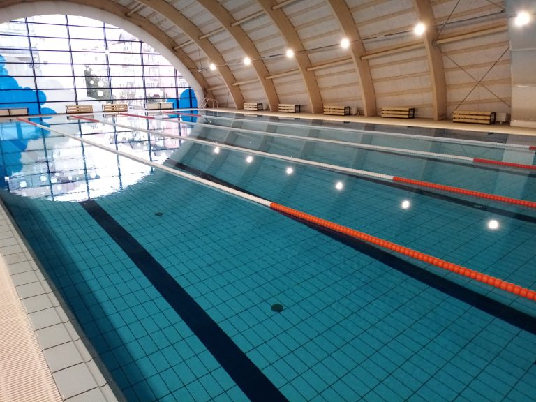 FOTO: Vineri a fost inaugurat bazinul de înot din Mediaș