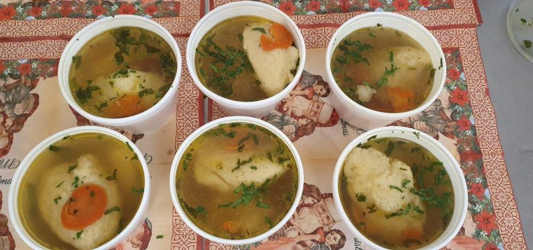 FOTO: Meniu de sărbătoare pentru pacienții Spitalului de Pneumoftiziologie Sibiu