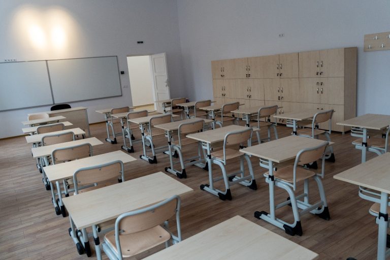 Site-ul Titularizare 2025 a fost lansat: profesorii pot consulta lista posturilor disponibile