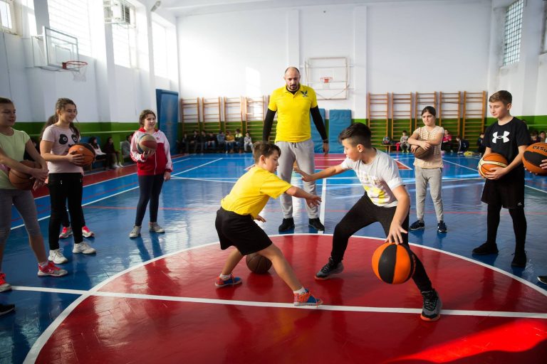 Promovarea Baschetului în Școli ajunge în Vasile Aaron, la „Regele Ferdinand”
