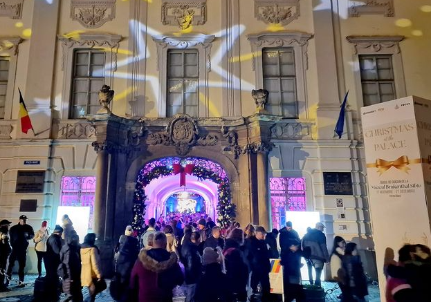 Peste 150.000 de persoane au vizitat curtea Palatului Brukenthal în timpul Târgului de Crăciun