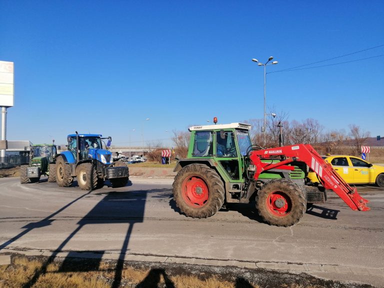 Faţa hâdă a „aleşilor”