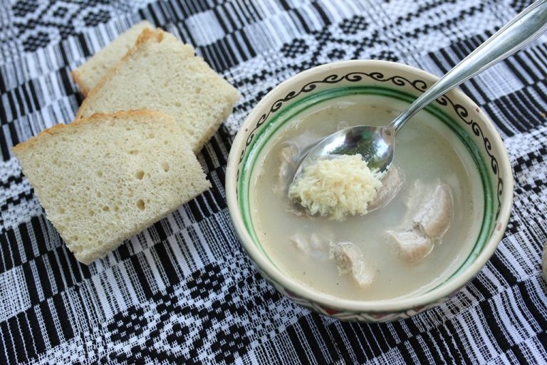 Poftiți în Muzeul Astra să gustați răcituri și alte delicatese de iarnă