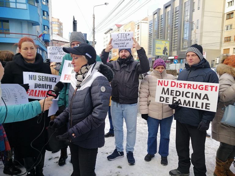 Protest. Medicii de familie sibieni au ajuns la limita de jos