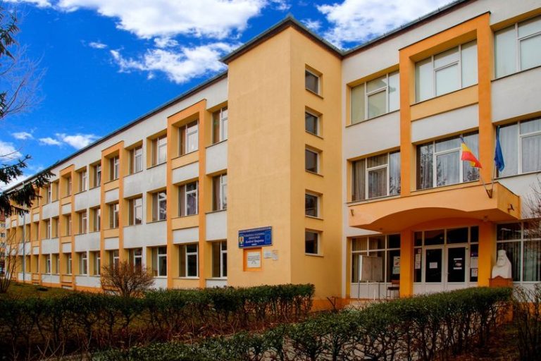 Investiții importante la Colegiul Național Pedagogic „Andrei Șaguna”