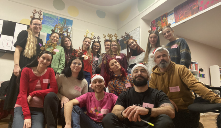 Asociația De Poveste caută voluntari pentru tinerii din centrele de plasament