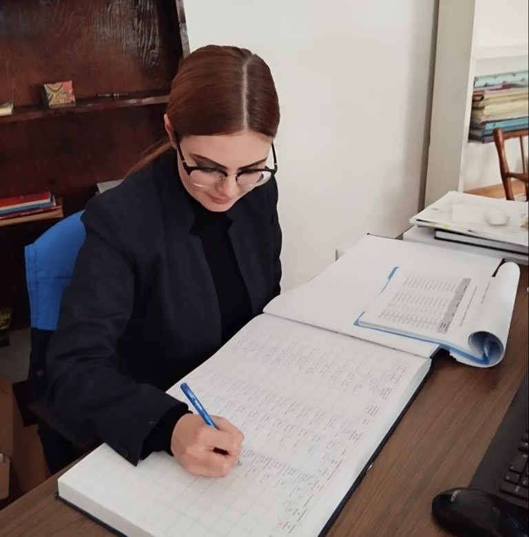 Istoria comunismului văzută prin ochii unei tinere cercetătoare-muzeograf