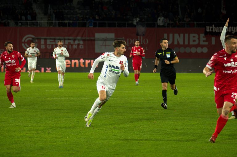 FOTO: Dragoș Iancu a revenit într-o partidă oficială după 175 de zile de la accidentarea gravă de la Ploiești