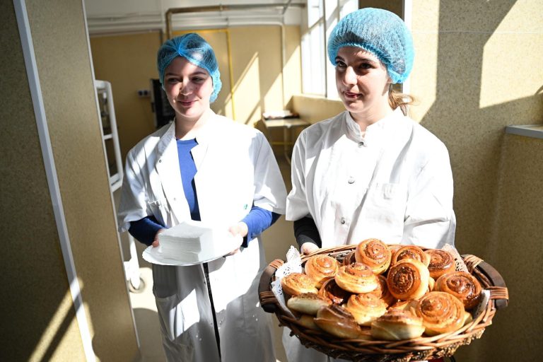 Atelier nou de panificatie-patiserie la Liceul Tehnologic de Industrie Alimentara „Terezianum” Sibiu