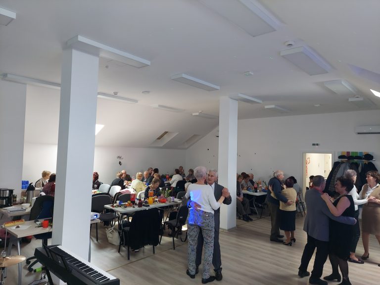 Servicii sociale oferite seniorilor sibieni