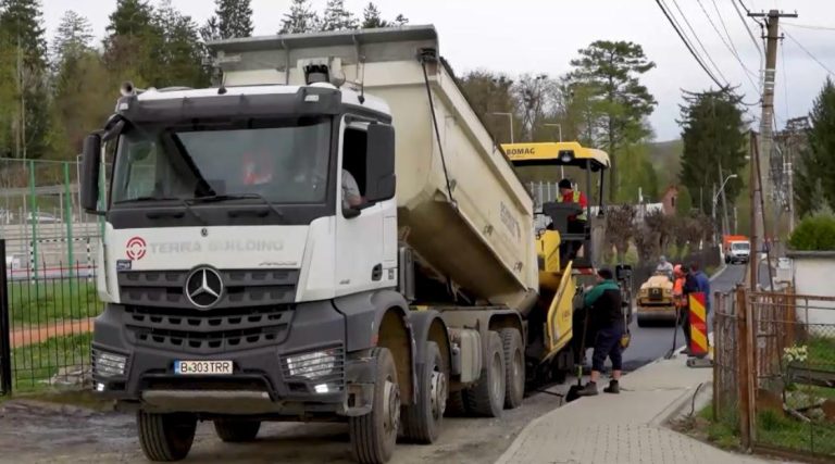 VIDEO – Trei străzi din Mediaș, complet transformate: autoritățile promit un oraș mai modern