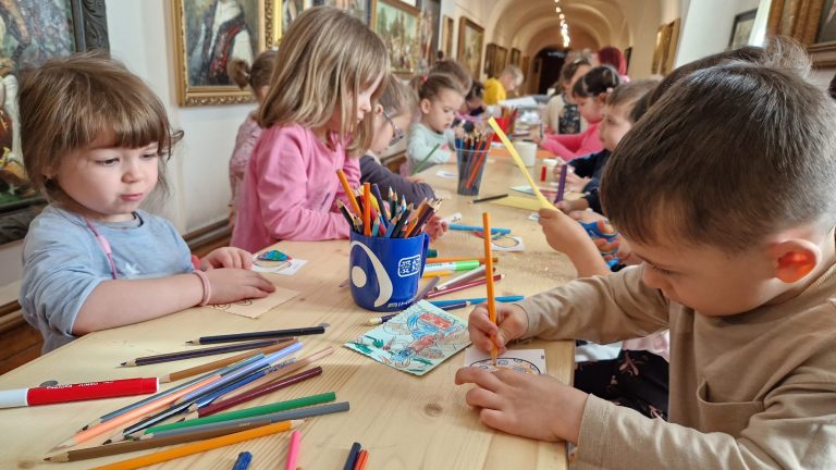 FOTO/VIDEO: Ateliere cu ocazia Paștelui, la Mediaș