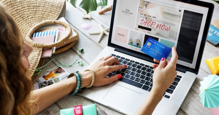 Două site-uri cunoscute de cumpărături, verificate de ANPC