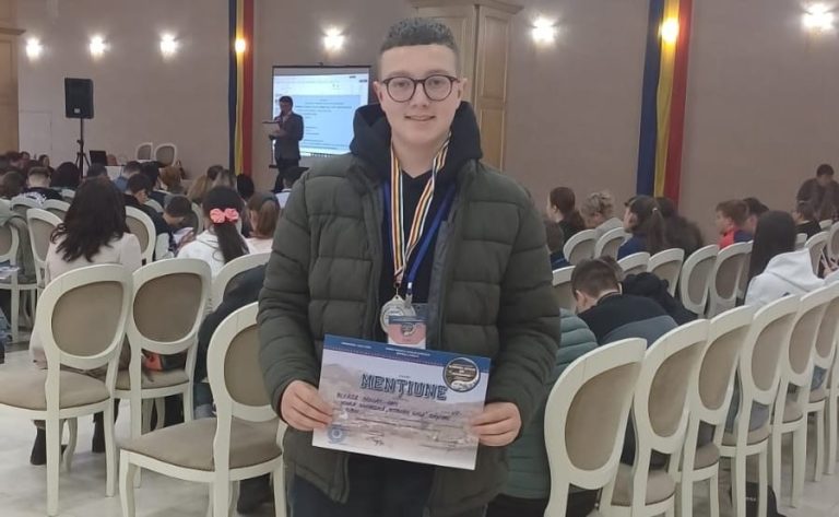 FOTO: Doi elevi din Sadu și Rășinari au obținut rezultate excelente la faza regională a unei olimpiade