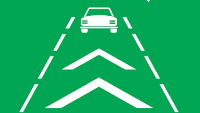 FOTO: Un nou indicator rutier pe șoselele din România