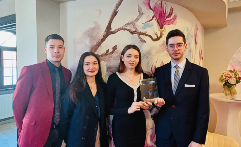 Studenții Facultății de Drept, premiați la prima ediție a unui concurs de arbitraj