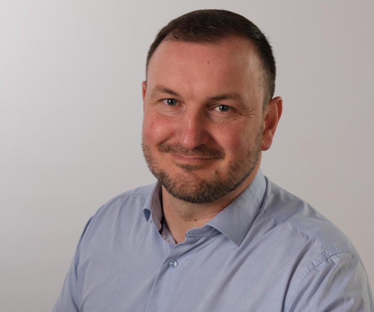 O nouă viziune în educația sibiană: Adrian Bibu propune centre educaționale SMART și a elaborat un prim proiect