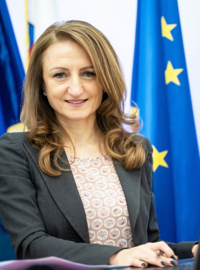 Daniela Cîmpean de Ziua Europei: „Nu trebuie doar să sărbătorim apartenența la valorile europene, ci să le practicăm zilnic˝