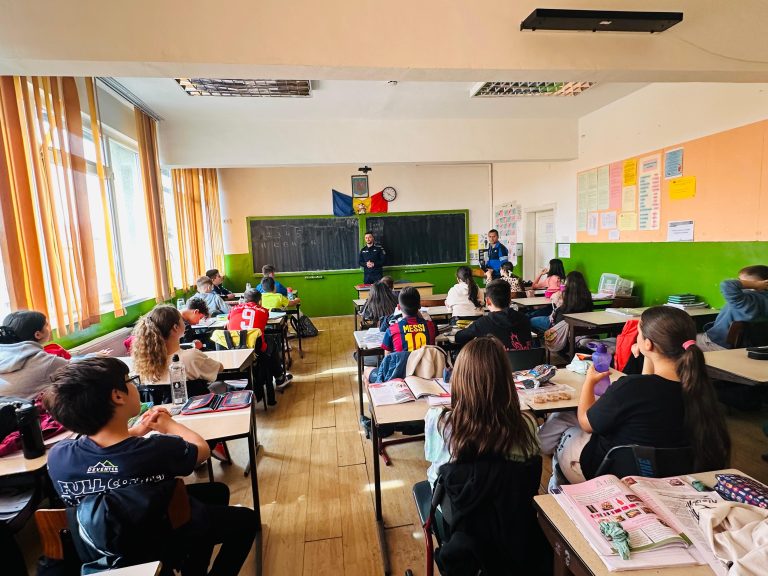 Simularea Evaluării Naționale 2025: Ministerul Educației a publicat regulile de redactare a lucrărilor scrise