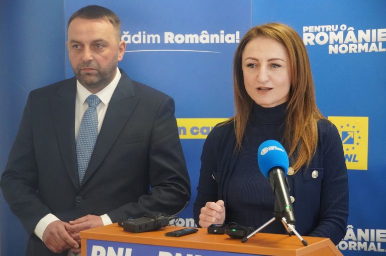 Daniela Cîmpean: „Marius Grecu a reconstruit încrederea oamenilor în primăria Șelimbăr!”