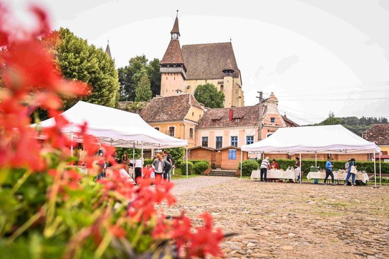 IRIS – Cristi Minculescu, Valter & Boro, în concert la Festivalul Transilvania Multiculturală din Biertan