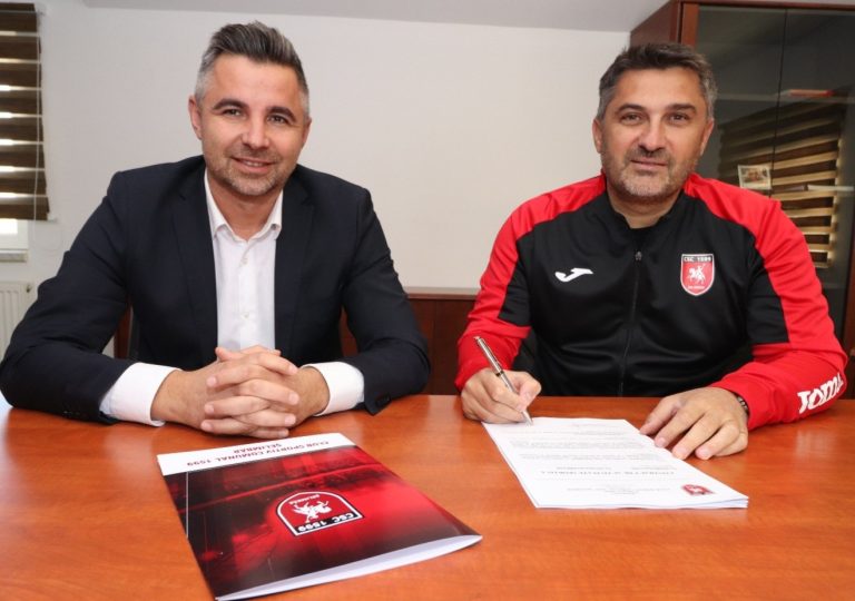 Claudiu Niculescu a demisionat din funcția de antrenor de la Șelimbăr