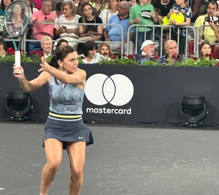 FOTO/VIDEO: Simona Halep a făcut show alături de Steffi Graf  și Andre Agassi la Sports Festival