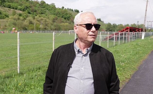 VIDEO SCANDALOS – Primar din județul Sibiu: „Toți lingăii ăștia care ați votat o cioară de sas să mă pupe undeva”