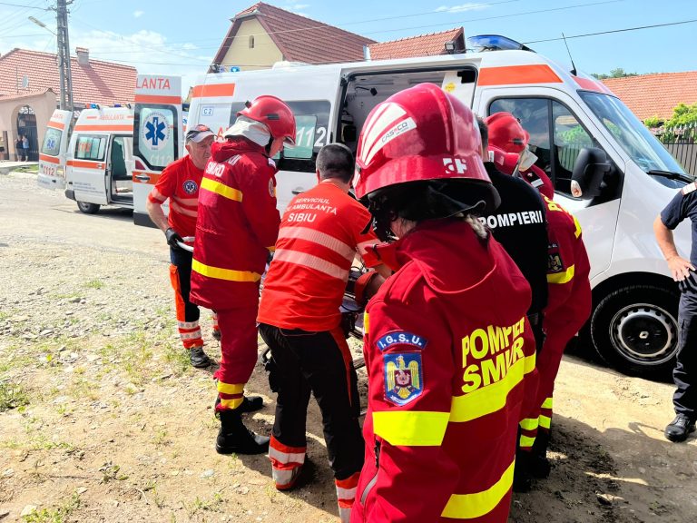 FOTO/VIDEO: Dramă teribilă. O persoană decedată și una inconștientă după ce au căzut într-un bazin