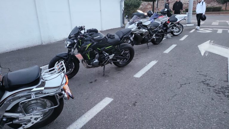 FOTO/VIDEO: Sibienii care și-au „tunat” autoturismele și motocicletele, amendați sâmbătă noaptea