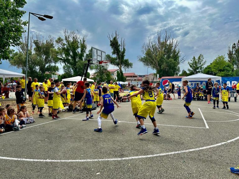 Festivalul de babybaschet și minibaschet de la Costinești