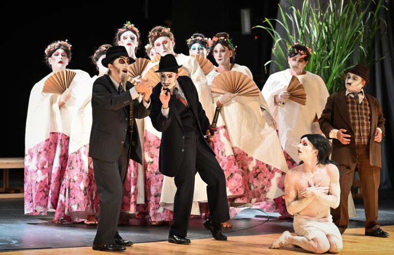 FITS excelează și în online. Peste 30 de spectacole de teatru, muzică, dans și circ