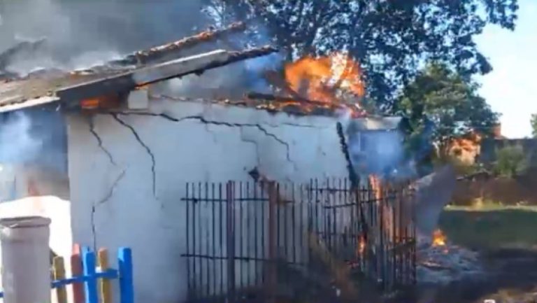 FOTO/VIDEO – Din România: A dat foc școlii unde învață pentru că a fost lăsat repetent