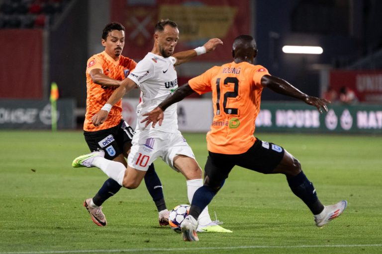 FOTO: Egal în primul meci al sezonului pentru FC Hermannstadt. Craiova a dominat total repriza secundă