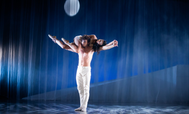 Teatrul de Balet Sibiu încheie stagiunea cu spectacolul de dans contemporan „Romeo și Julieta. Rock story”