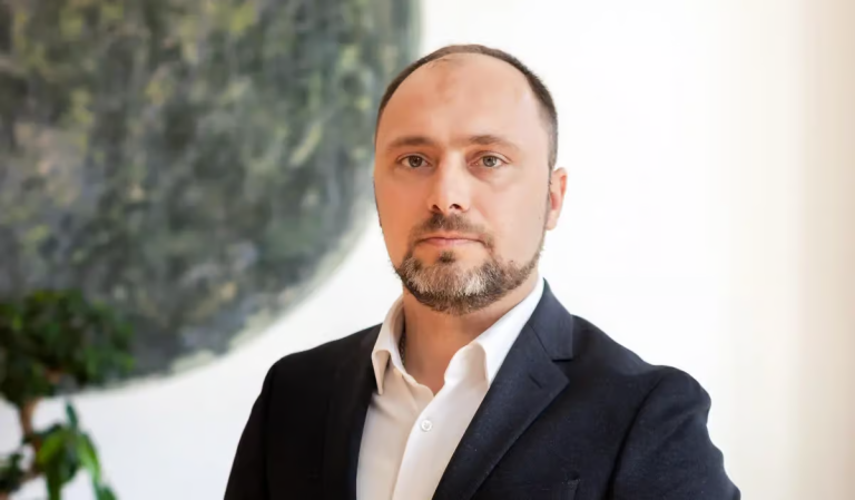 Omul de afaceri Cosmin Vîlcu, noul președinte al Patronatului Societăților din Construcții (PSC) Sibiu. Organizație regională în sudul Transilvaniei